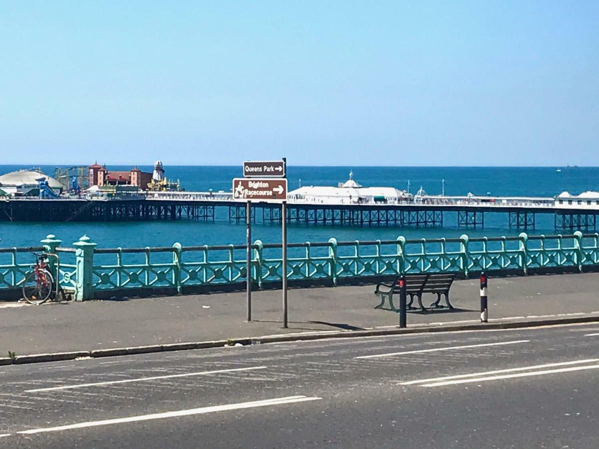 Seafront Duplex & Hot Tub ブライトン エクステリア 写真